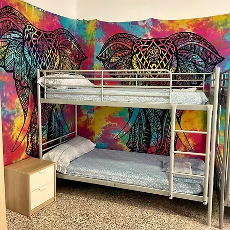 Rosa De Vientos - Little Blue House *