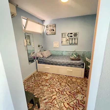 Apartment Rv- Little Blue House - Mentidero *