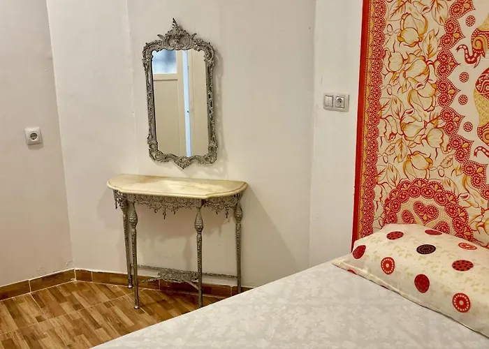 Rosa De Vientos - Little Blue House * Cadiz